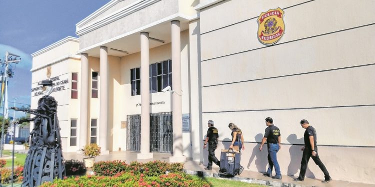 Operação da PF investiga esquema de criação de empresas de fachada em Juazeiro do Norte