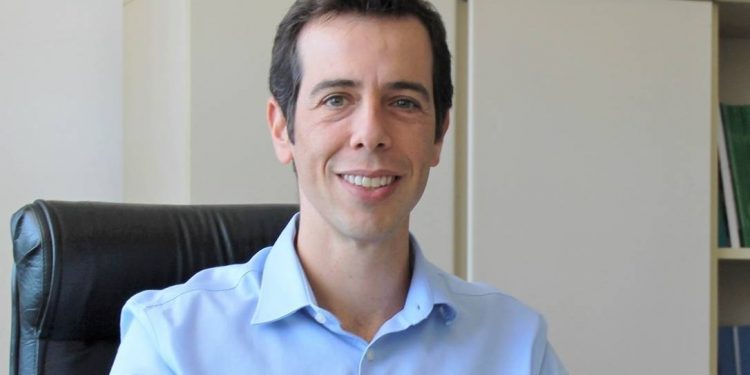 Bolsonaro escolhe Renato Feder como novo ministro da Educação