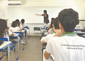 Escolas privadas propõem “ensino híbrido” na volta às aulas no Ceará