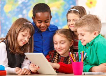 Câmara aprova em 2º turno texto-base do Fundeb com 23% de recursos da União; PEC vai ao Senado