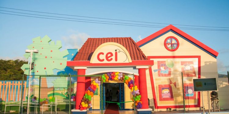 Mais Infância completa cinco anos e Camilo anuncia CEIs para o Crato e outras cidades do CE