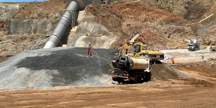 Obra de reparo da parede da barragem de Jati vai levar até 10 dias, diz Ministério