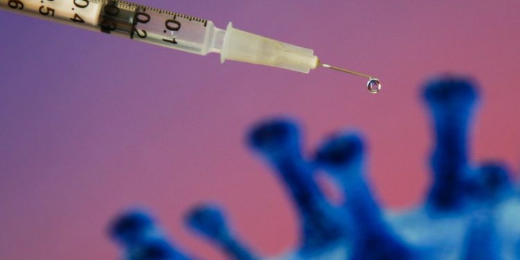 Sem resultados, OMS não vai recomendar vacina russa contra Covid-19