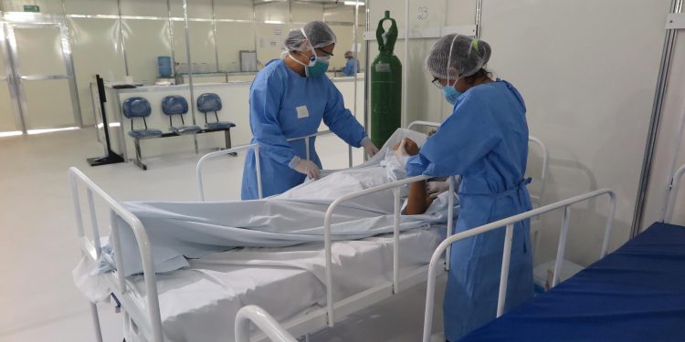 Média diária de mortes por Covid-19 em Juazeiro do Norte cai 61%; casos também têm redução