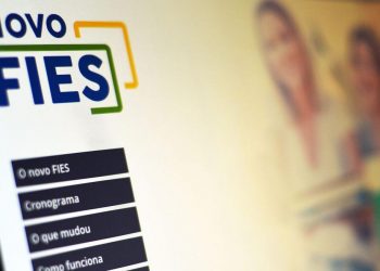MEC vai oferecer 140 mil vagas remanescentes do Prouni e Fies