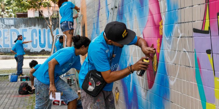 O bigode da Mona Lisa – Por J. Flávio Vieira