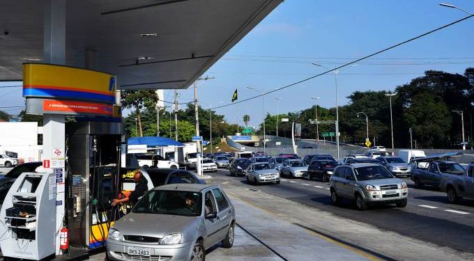 Nova gasolina já está nos postos? Dá para identificar? Tire suas dúvidas