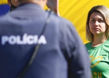 YouTube derruba o canal de Sara Giromini após expor nome e localização de menina que foi estuprada e engravidou