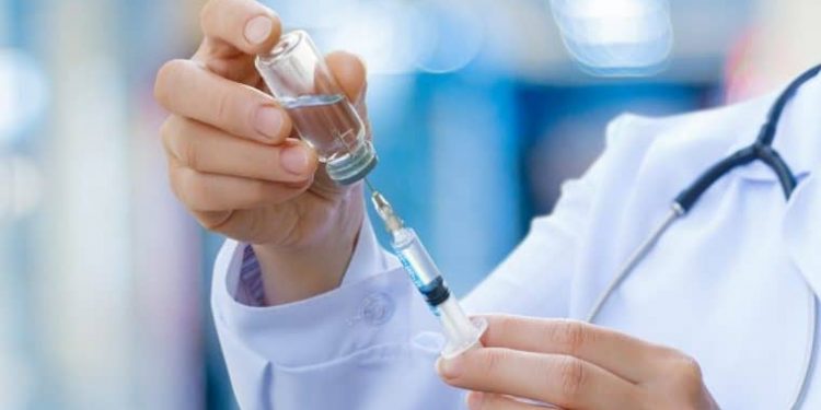 Anvisa autoriza segunda dose da vacina de Oxford contra Covid-19 em voluntários