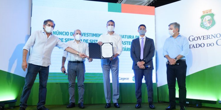 Governo do Ceará anuncia investimento de R$ 447 milhões em esgotamento sanitário e abastecimento d’água