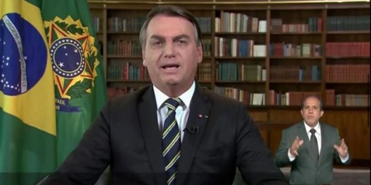 Pronunciamento de Bolsonaro no 7 de Setembro é acompanhado de panelaços