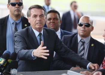 Na manhã desta quarta, Bolsonaro reuniu 17 de seus 23 ministros no Palácio do Planalto. O ministro da Economia, Paulo Guedes, que está de férias, também participou do encontro, que durou cerca de uma hora e meia (Foto: Sérgio Lima/Poder360)