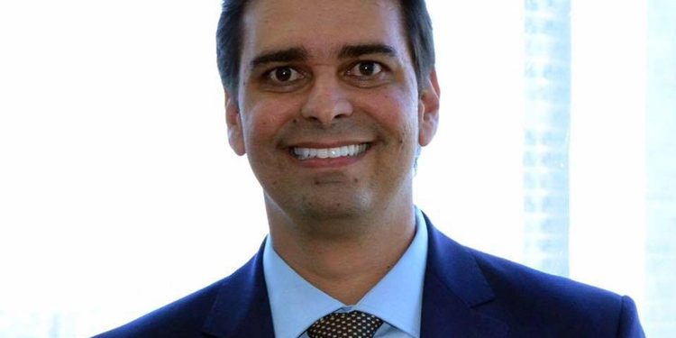 Ex-secretário suspeito de matar pré-candidato a vereador se entrega