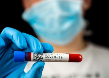 Covid-19: Brasil soma 818 mortes e mais de 32 mil novos casos em 24h