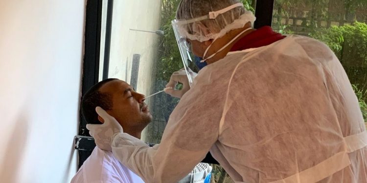 Covid-19: Brasil tem 128,5 mil mortes e 4,19 milhões de casos