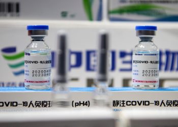 China exibe pela primeira vez suas vacinas contra o coronavírus