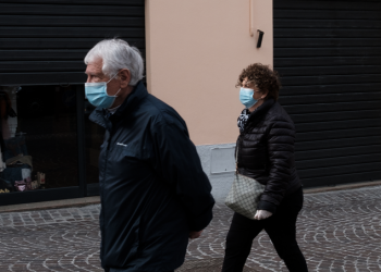 Brasil registra 317 mortes por Covid-19 em 24 horas e passa dos 142 mil óbitos
