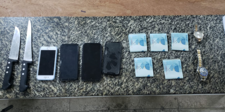 Assaltante invade casa de prefeito no CE e luta com gestor na frente da primeira-dama grávida