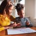 Aulas online: 5 dicas para ajudar seu filho com a lição em casa