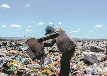 Ceará é 1º do Nordeste e 4º do País em geração de lixo por pessoa