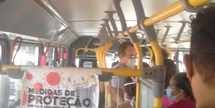 Coletivos em Juazeiro do Norte voltam a ser flagrados operando com capacidade acima do recomendado