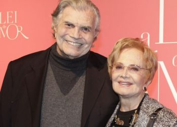 Tarcísio Meira e Glória Menezes durante a festa de lançamento de A Lei do Amor, em 2016 (Foto: João Miguel Júnior/TV Globo)