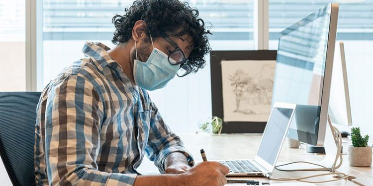 Atestado para Covid-19 garante pagamento em ausência no trabalho