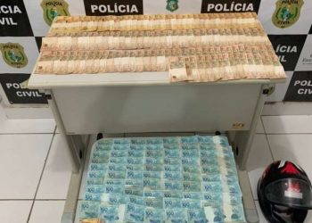 Polícia prende suspeitos de tráfico com droga e dinheiro em Crateús, no Ceará (Foto: PCCE/Divulgação)