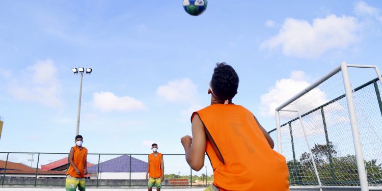 Mais cinco municípios recebem areninhas do Governo do Ceará