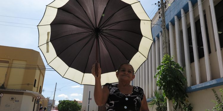 Cidades cearenses voltam a apresentar risco de baixa umidade do ar, aponta Inmet