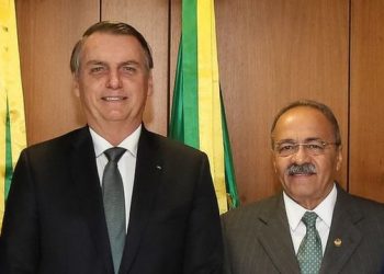 Quase uma união estável', resumiu o então deputado federal Jair Bolsonaro sobre sua relação com o colega Chico Rodrigues (Foto: PR)