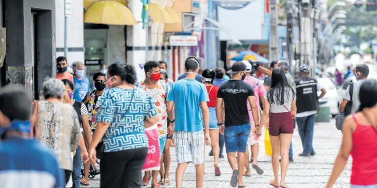 Indústria e comércio registram crescimento recorde em agosto no Ceará; veja resultados