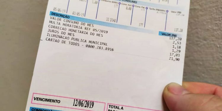 Tarifa Social de energia elétrica: saiba se você tem direito e como pedir