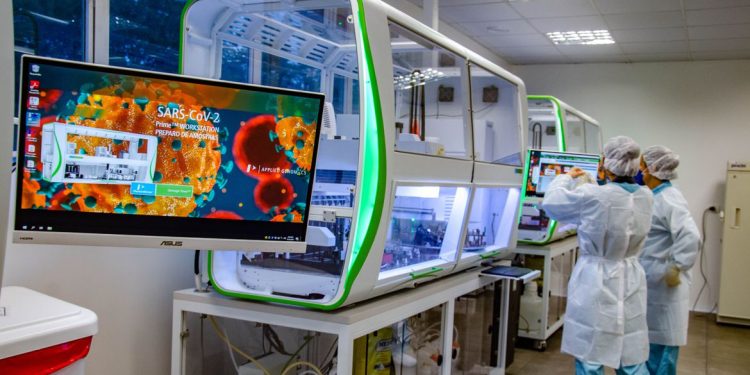 Brasil acumula 5,3 milhões de casos e 157 mil mortes por Covid-19