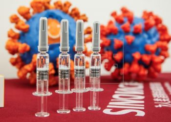 Faz sentido tanta rejeição à vacina chinesa? Compreenda melhor a CoronaVac