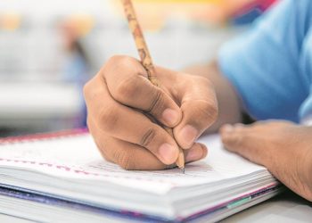 O decreto ampliou para todos os anos do ensino fundamental a reabertura das aulas presenciais em 44 municípios que compõem a Região de Saúde de Fortaleza