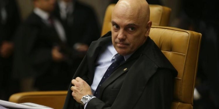 Alexandre de Moraes é novo relator do inquérito contra Bolsonaro no STF