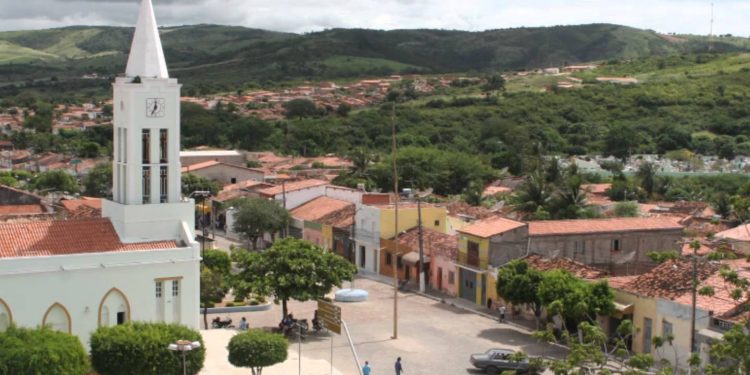 Justiça determina demolição de edificações irregulares em Área de Proteção Permanente em Nova Olinda