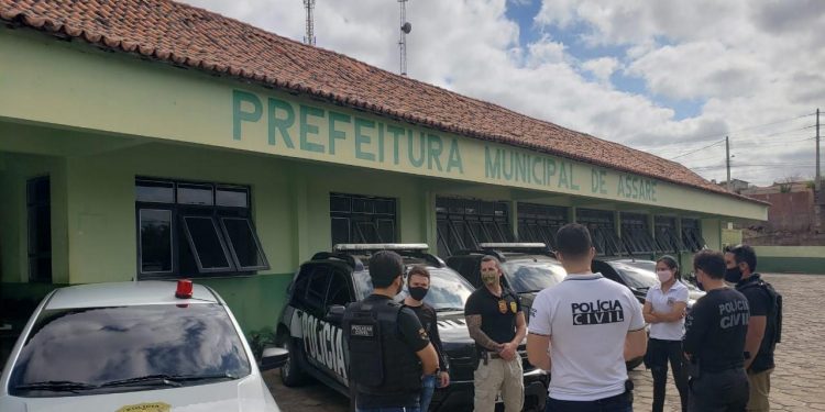 Crato, Juazeiro do Norte, Assaré e Tarrafas são alvos de operação contra desvio de dinheiro público