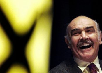 Sean Connery, ícone do cinema e 1º James Bond, morre aos 90 anos