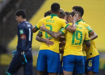 Brasil goleia Bolívia por 5 a 0 em estreia nas Eliminatórias