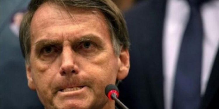 Depois que ameaçou usar pólvora contra os EUA, generais tratam Jair Bolsonaro como inimputável