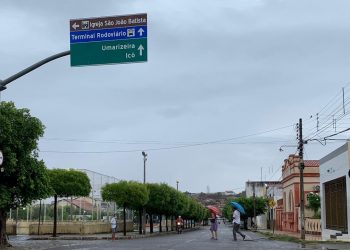 As chuvas devem continuar em todo o Estado pelo menos até sexta-feira (Foto: Marciel Bezerra)