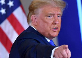 Trump diz pela 1ª vez que Biden venceu, mas recua: ‘Só aos olhos da mídia’