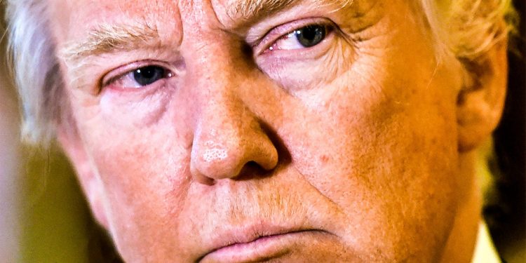 Aécio Neves laranja – Por Sandro Leonel