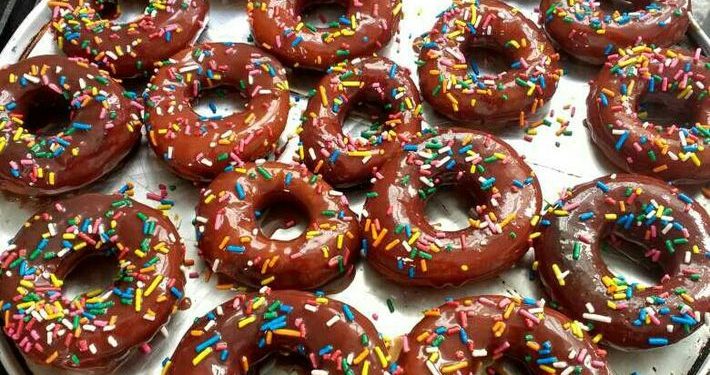 Açúcar e outros alimentos inflamatórios elevam risco de doenças cardíacas