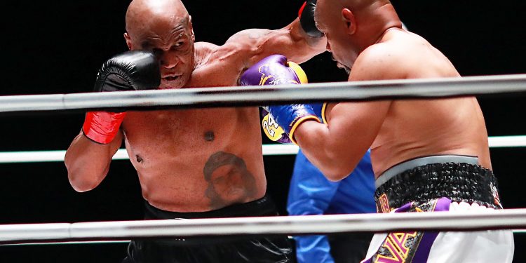 No retorno aos ringues, Tyson empata com Roy Jones Jr