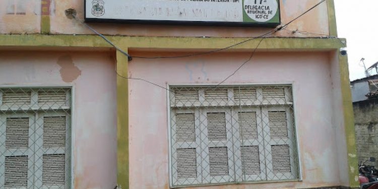 Idoso é preso suspeito de estuprar e engravidar neta da companheira em Icó