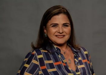 Atriz Elizangela compara vacina obrigatória a estupro e causa revolta na web