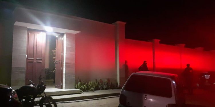 Prefeita tem casa invadida e é amarrada a familiares durante assalto no Interior do CE